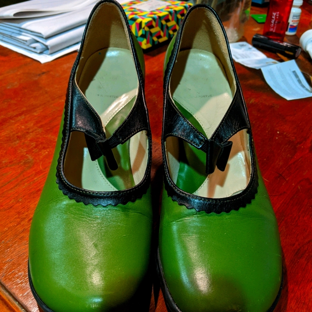 Authentic Fluevog pumps